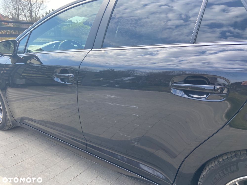 Toyota Avensis 2.0 Prestige MS - 12