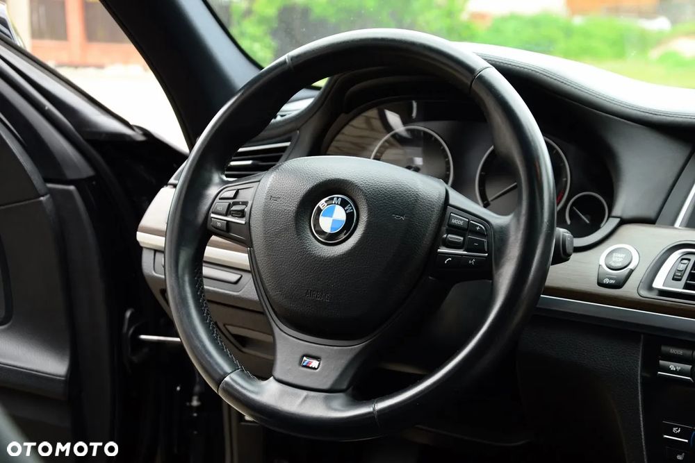 BMW Seria 7 750Ld xDrive - 33