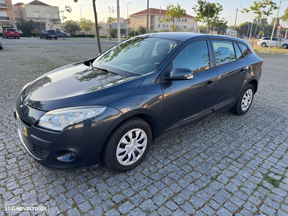 Renault Mégane 1.5 dCi Confort - 3