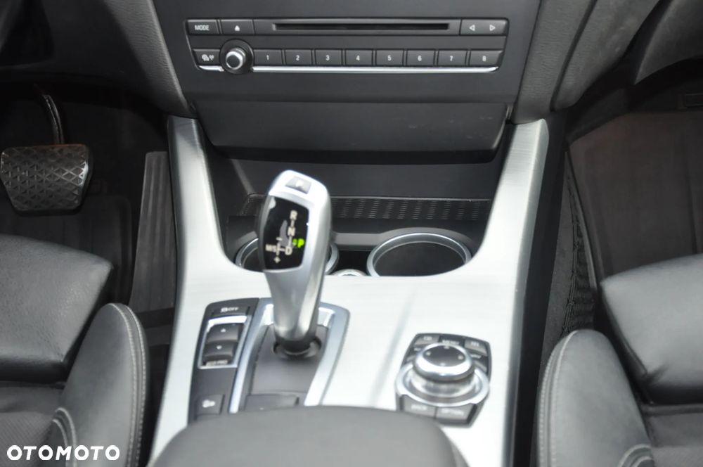 BMW X3 28i xDrive - 32