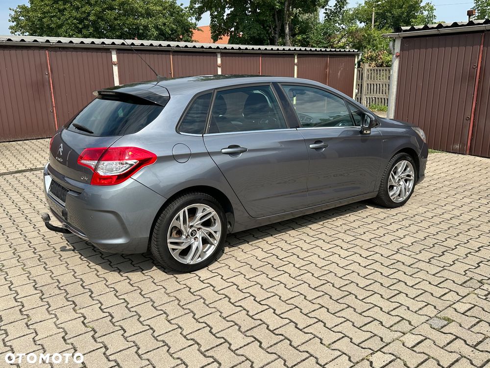 Citroën C4 e-HDi 110 EGS6 Business Class - 25