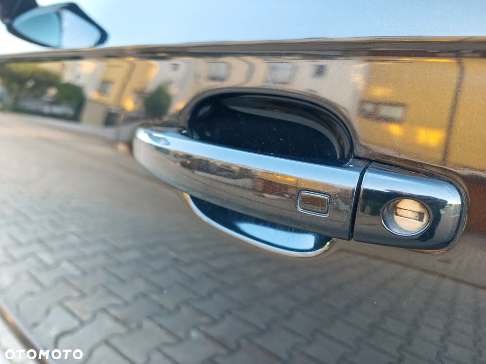 Audi A4 Avant 2.0 TDI ultra DPF Attraction - 17