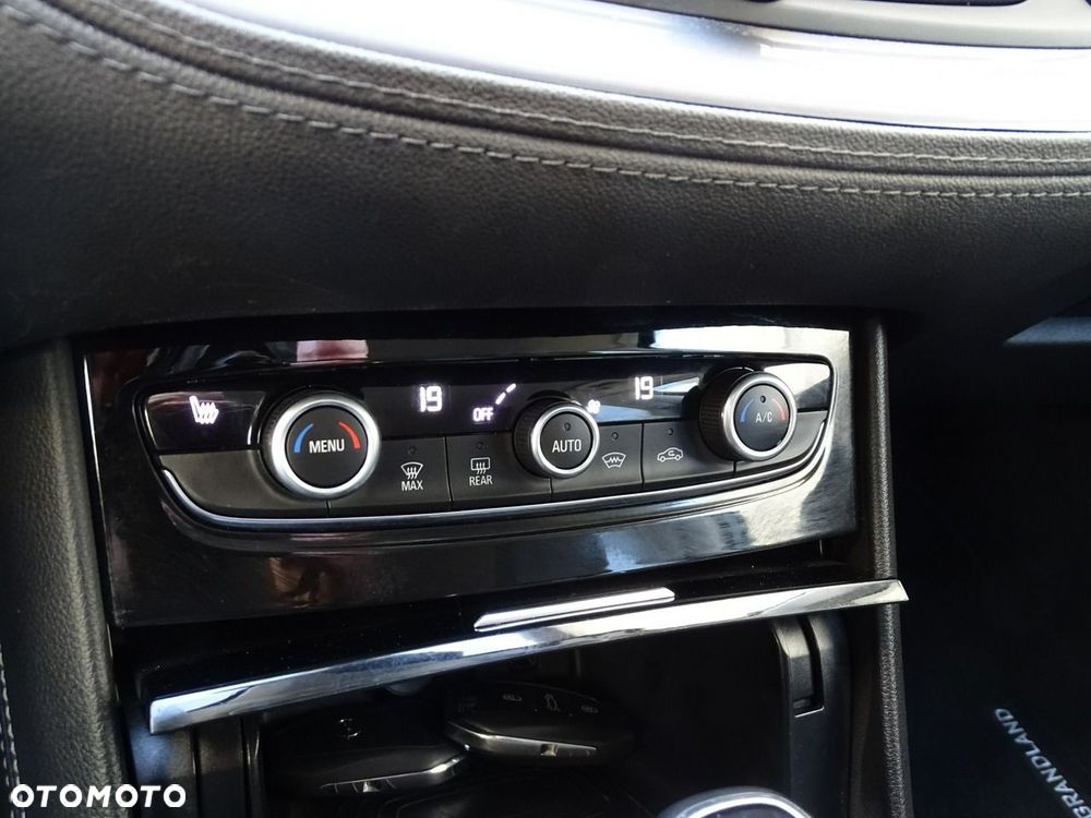 Opel Grandland X - 32