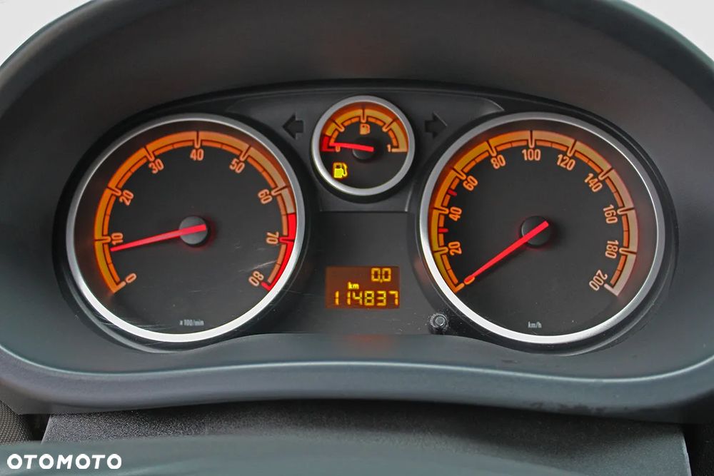 Opel Corsa 1.2 16V Innovation - 28