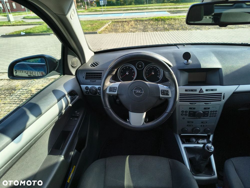Opel Astra 1.8 Cosmo - 11