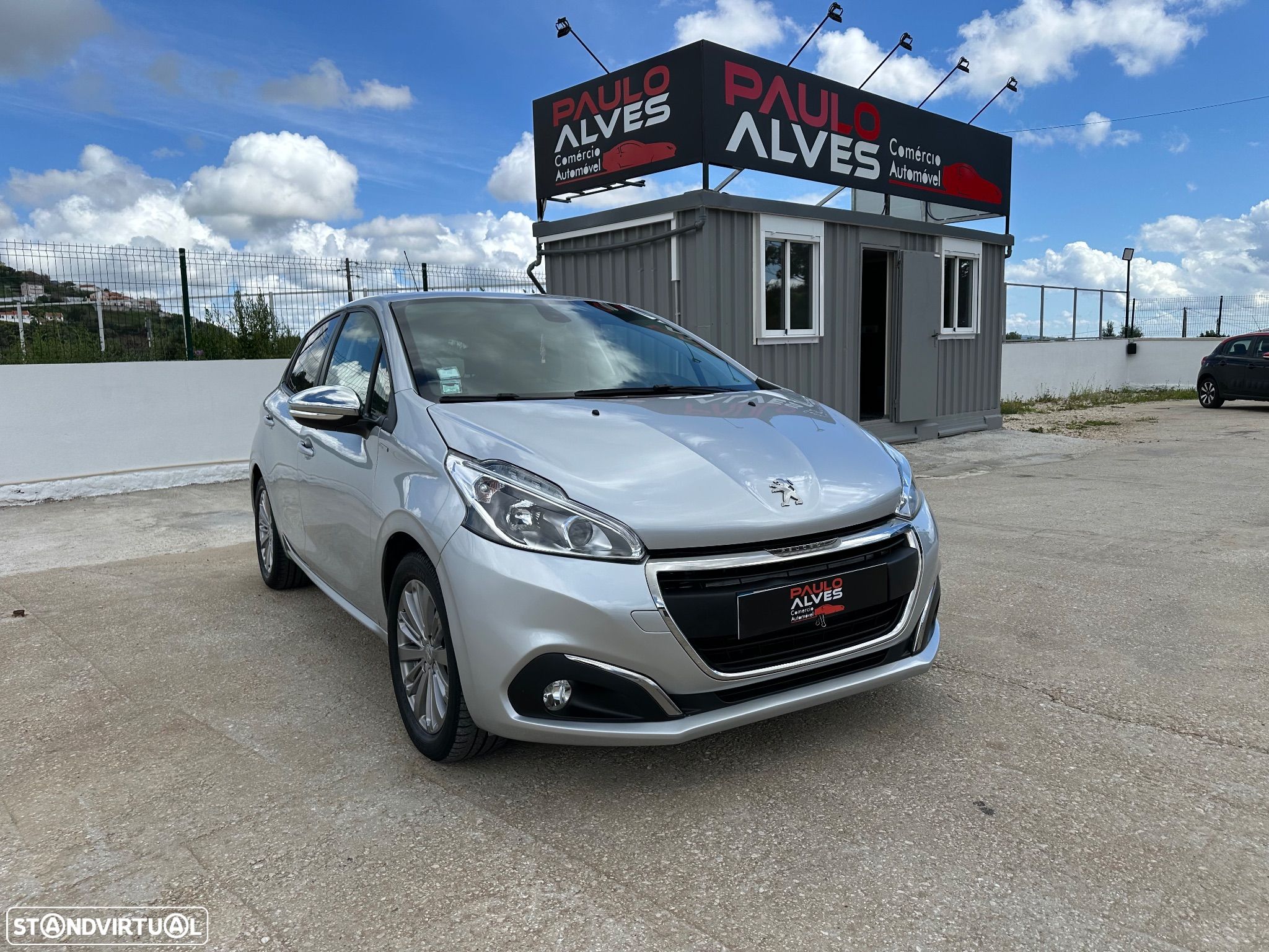 Peugeot 208 1.2 PureTech Style - 1