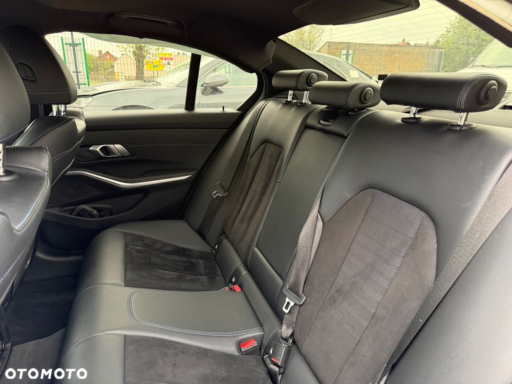 BMW Seria 3 - 18