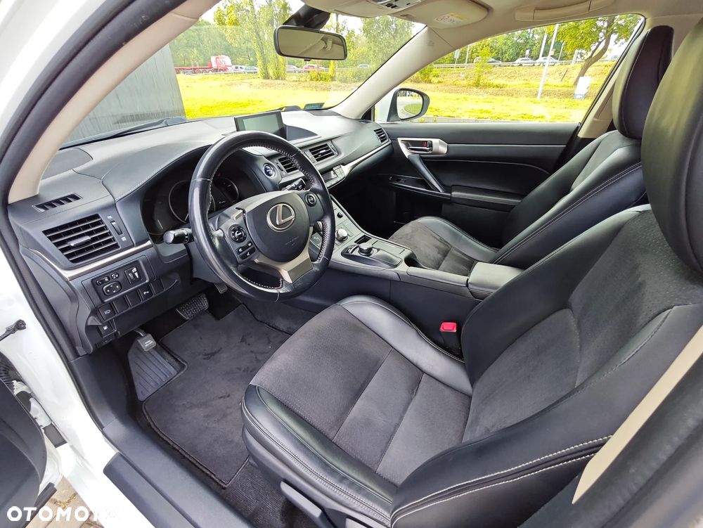 Lexus CT 200h Elegance - 3
