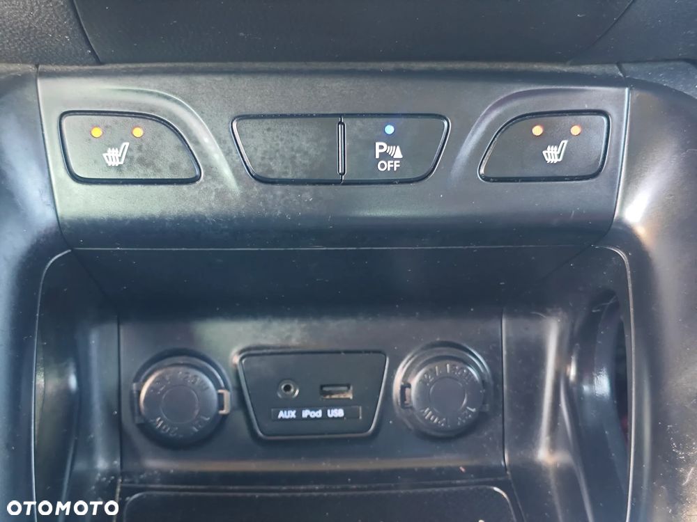 Hyundai ix35 2.0 CRDi 4WD Premium - 38