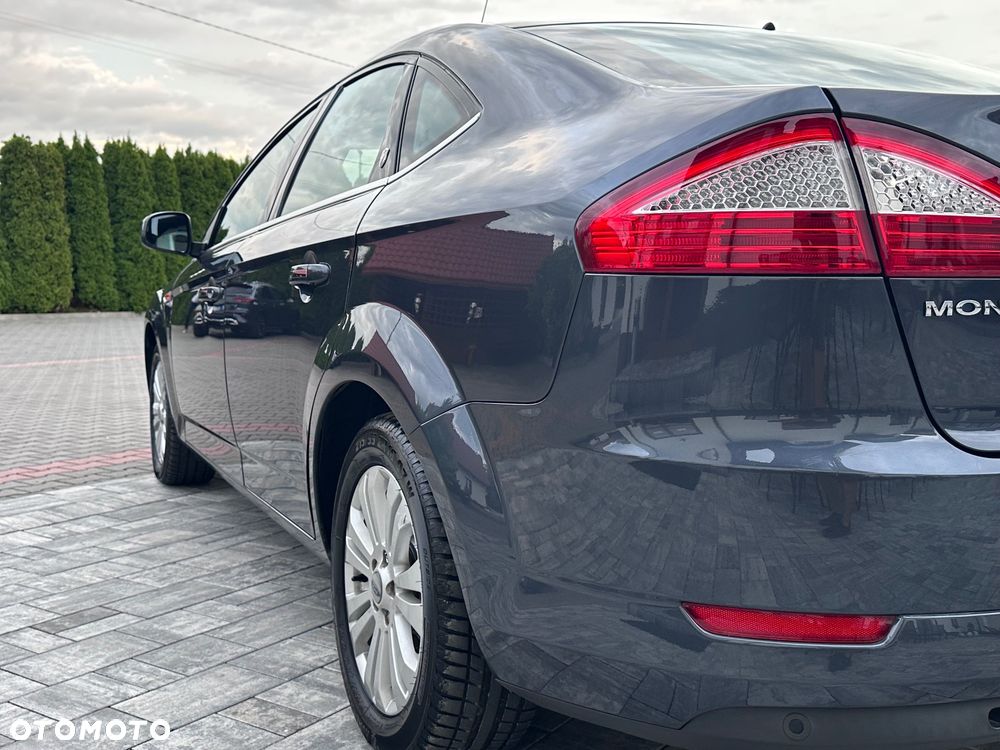 Ford Mondeo 1.8 TDCi Ghia - 9