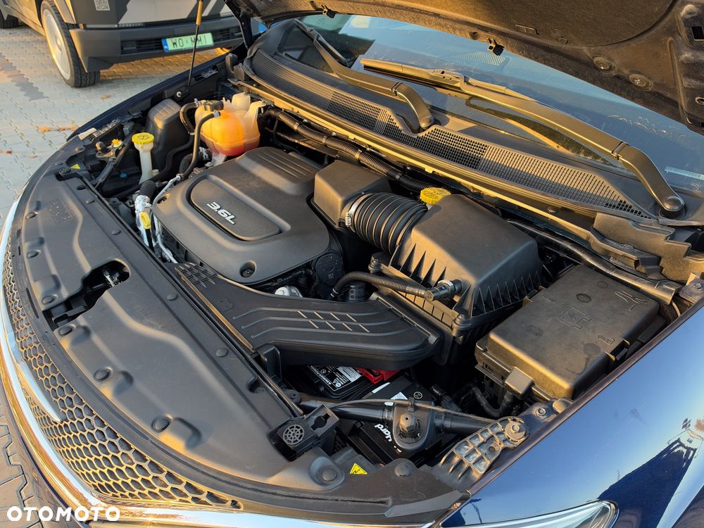 Chrysler Pacifica - 27