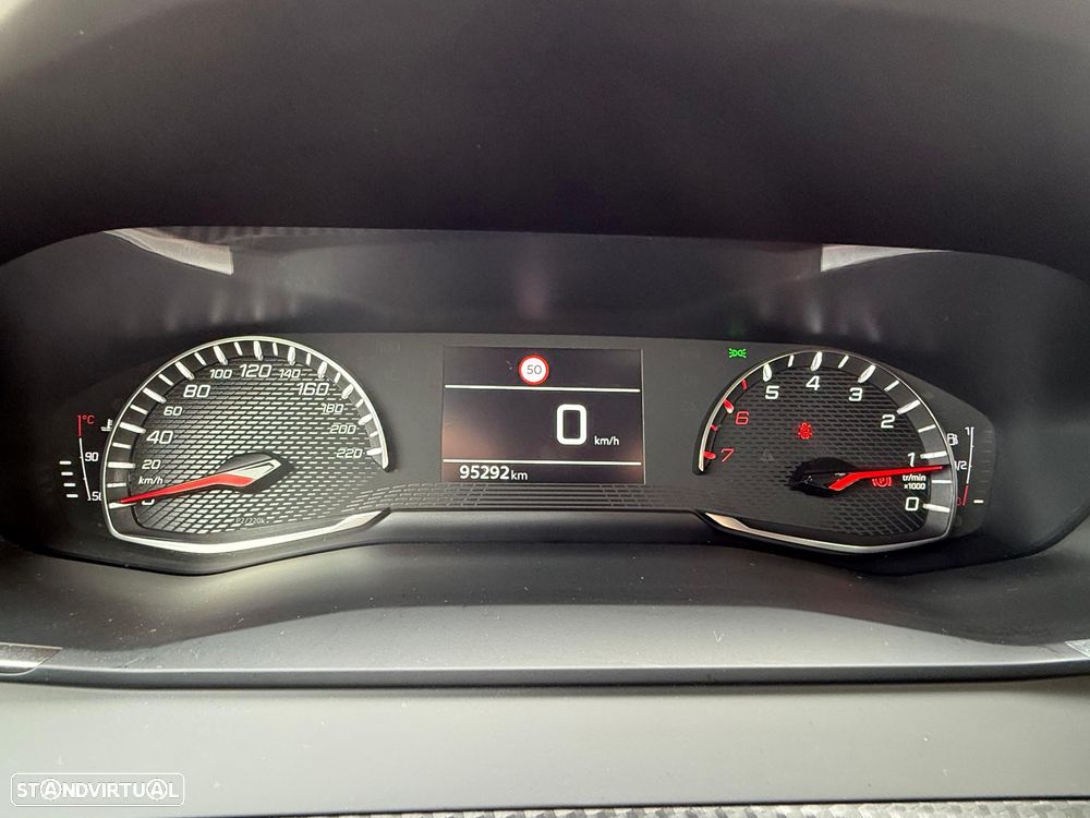 Peugeot 208 PureTech 82 Start & Stop Allure - 10