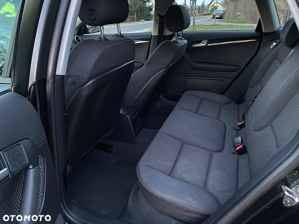 Audi A3 Sportback 1.6 FSI Attraction - 10