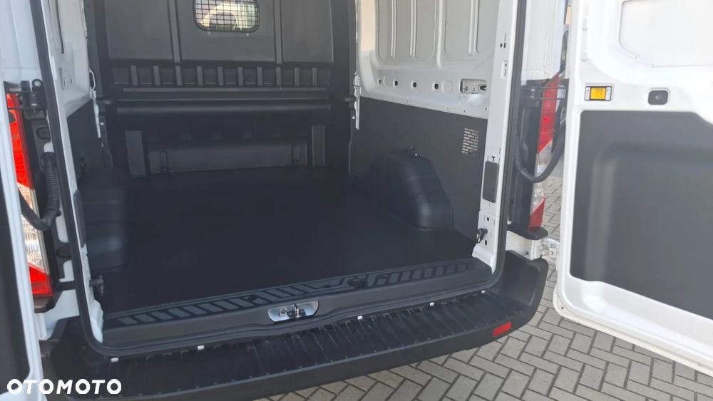 Ford Transit L3H2 Limited (bryg.) - 11