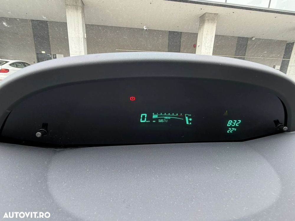 Toyota Yaris 1.3 Dual VVT-i Terra Plus - 7