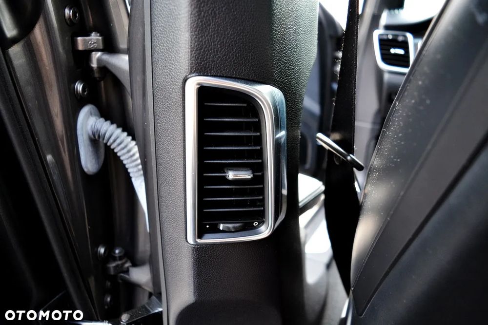 Porsche Panamera GTS - 39