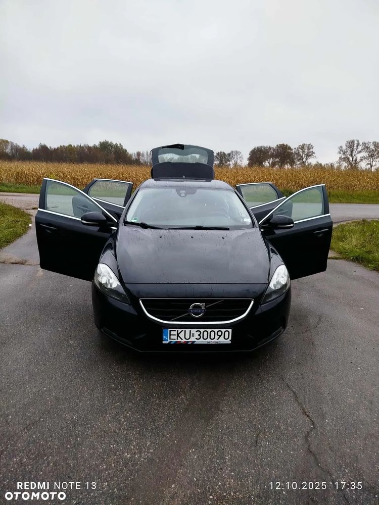 Volvo V40 D2 Summum - 1