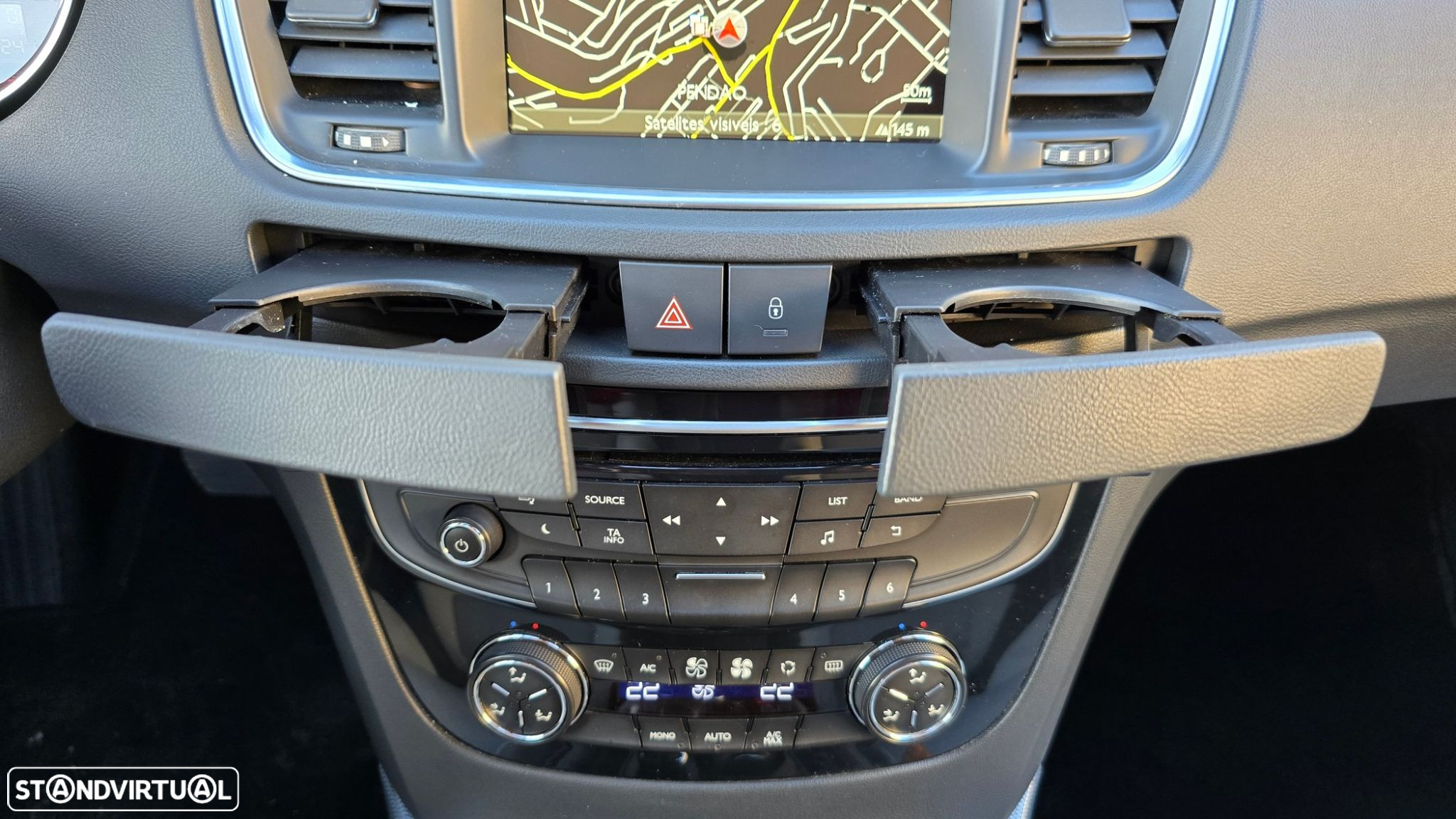 Peugeot 508 RXH 2.0 HDi Hybrid4 2-Tronic - 27
