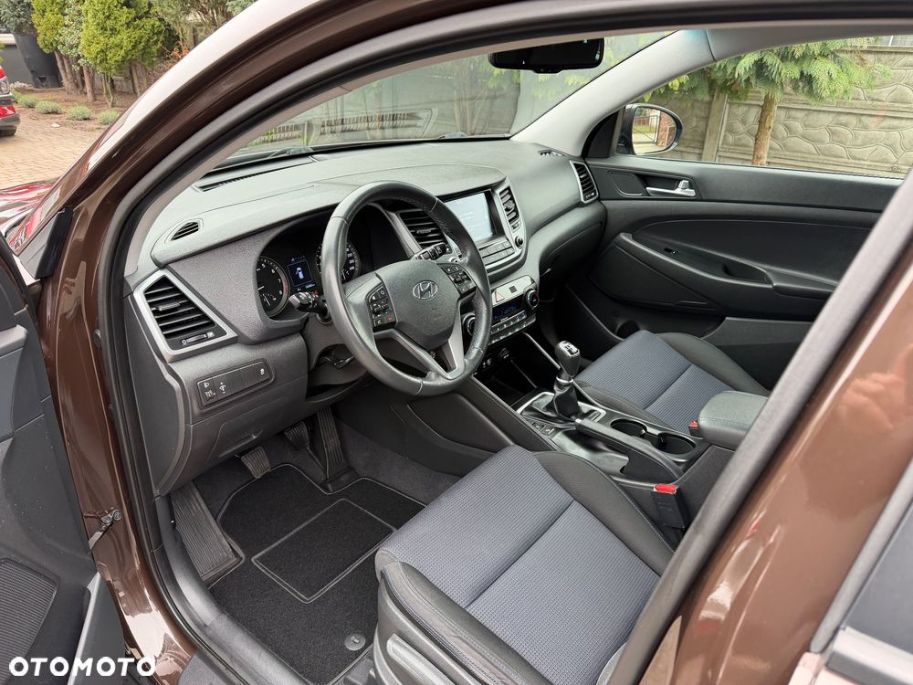 Hyundai Tucson 1.6 GDi 2WD Select - 19