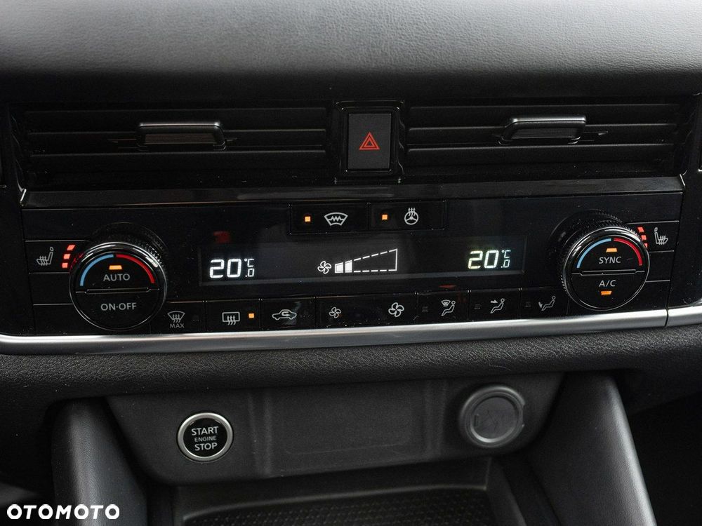 Nissan Qashqai 1.3 DIG-T MHEV N-Connecta Xtronic - 16