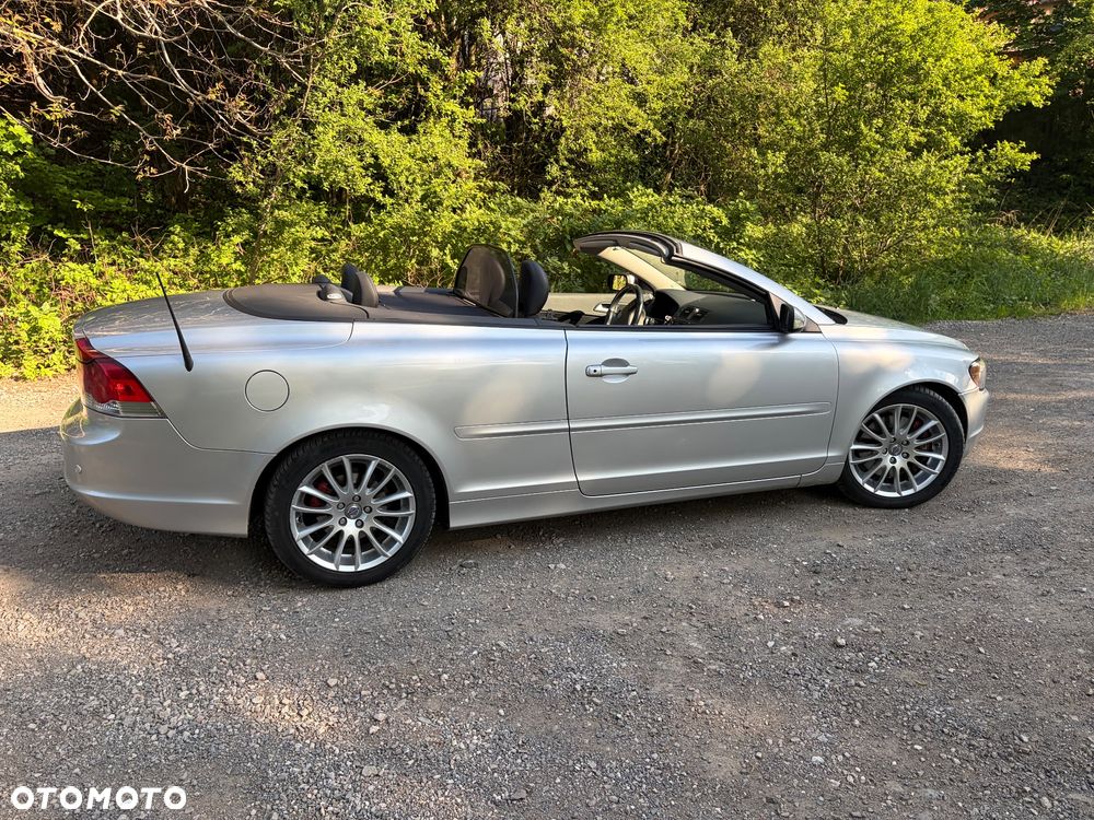 Volvo C70 2.4i Momentum - 11