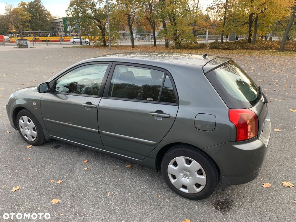 Toyota Corolla 1.6 VVT-i Luna - 6
