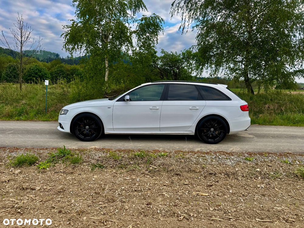 Audi S4 Avant S tronic - 11