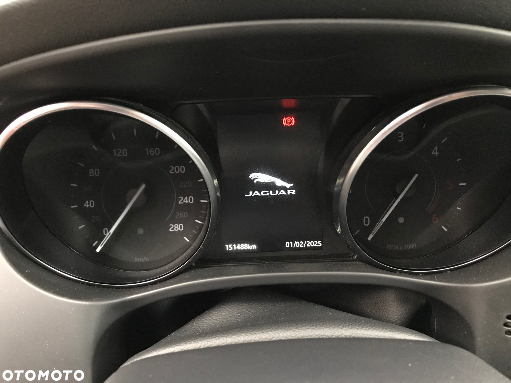 Jaguar F-Pace 3.0 TDV6 AWD R-Sport - 28