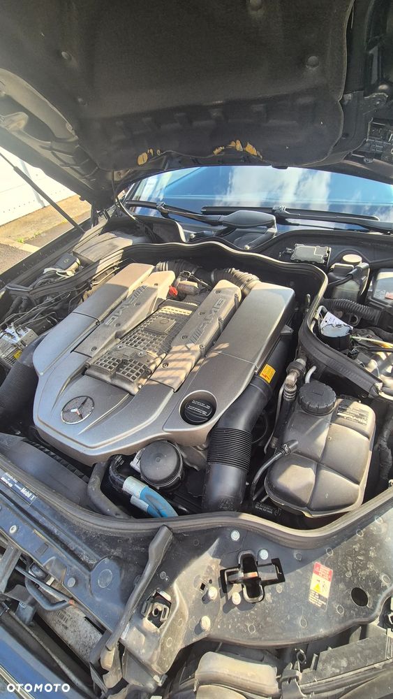Mercedes-Benz Klasa E - 23