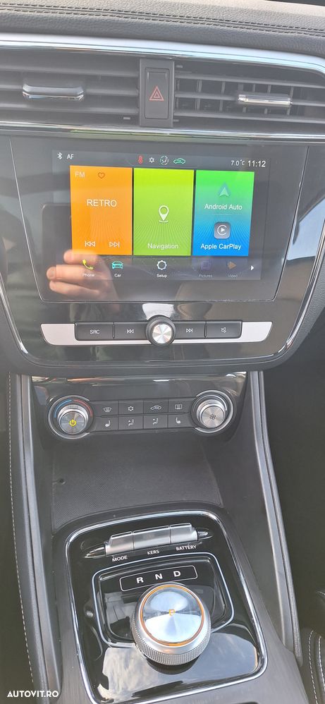 MG ZS EV Luxury - 12