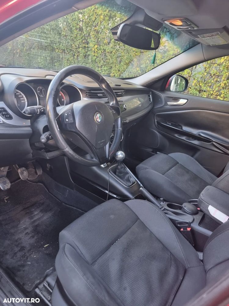 Alfa Romeo Giulietta 1.6 JTDM 16V - 2