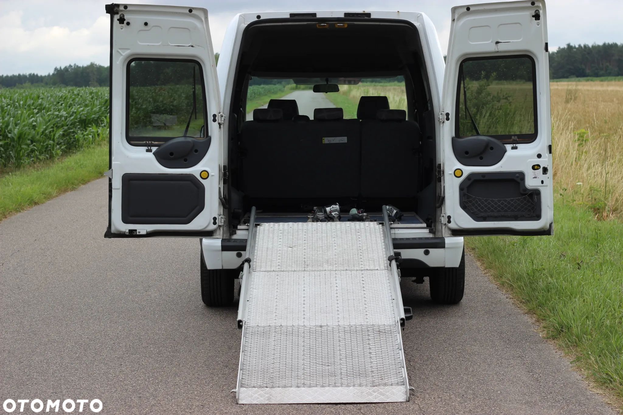 Ford Tourneo Connect - 1