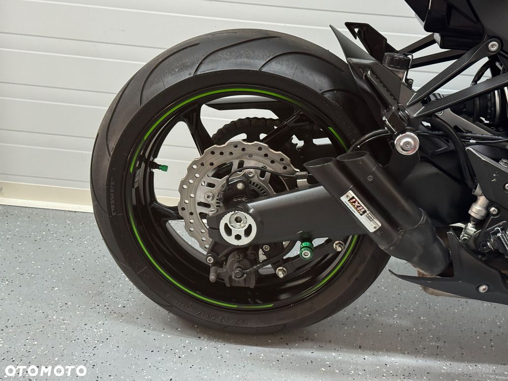 Kawasaki Z - 8