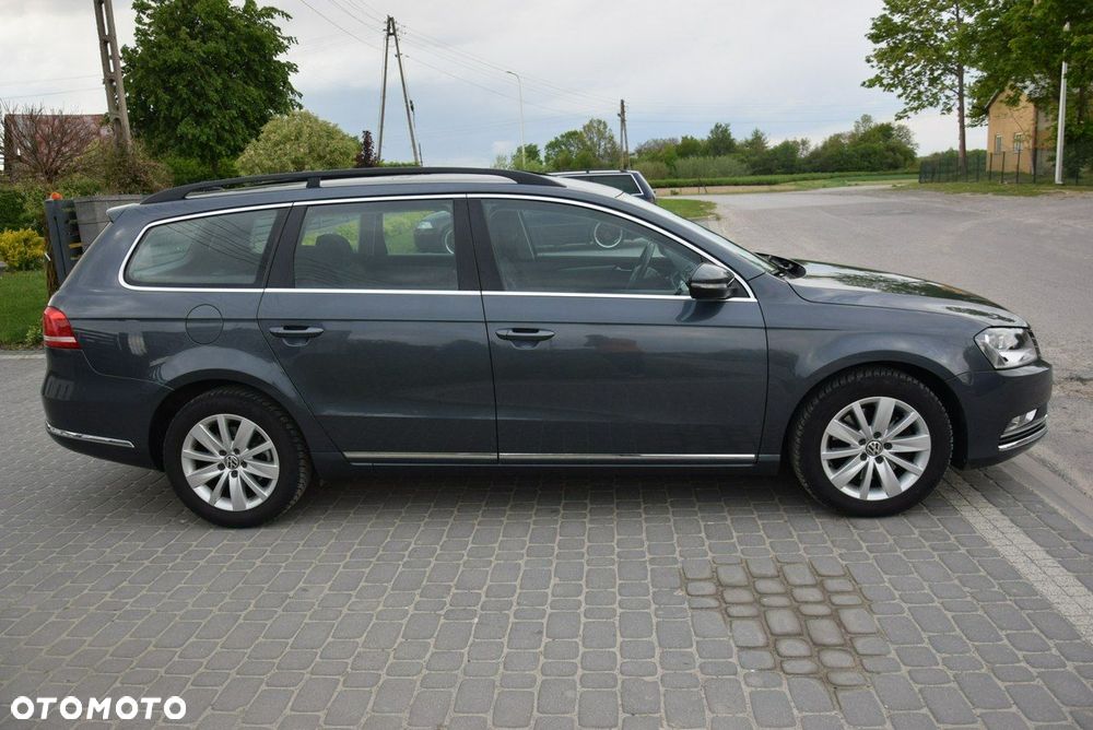 Volkswagen Passat - 17