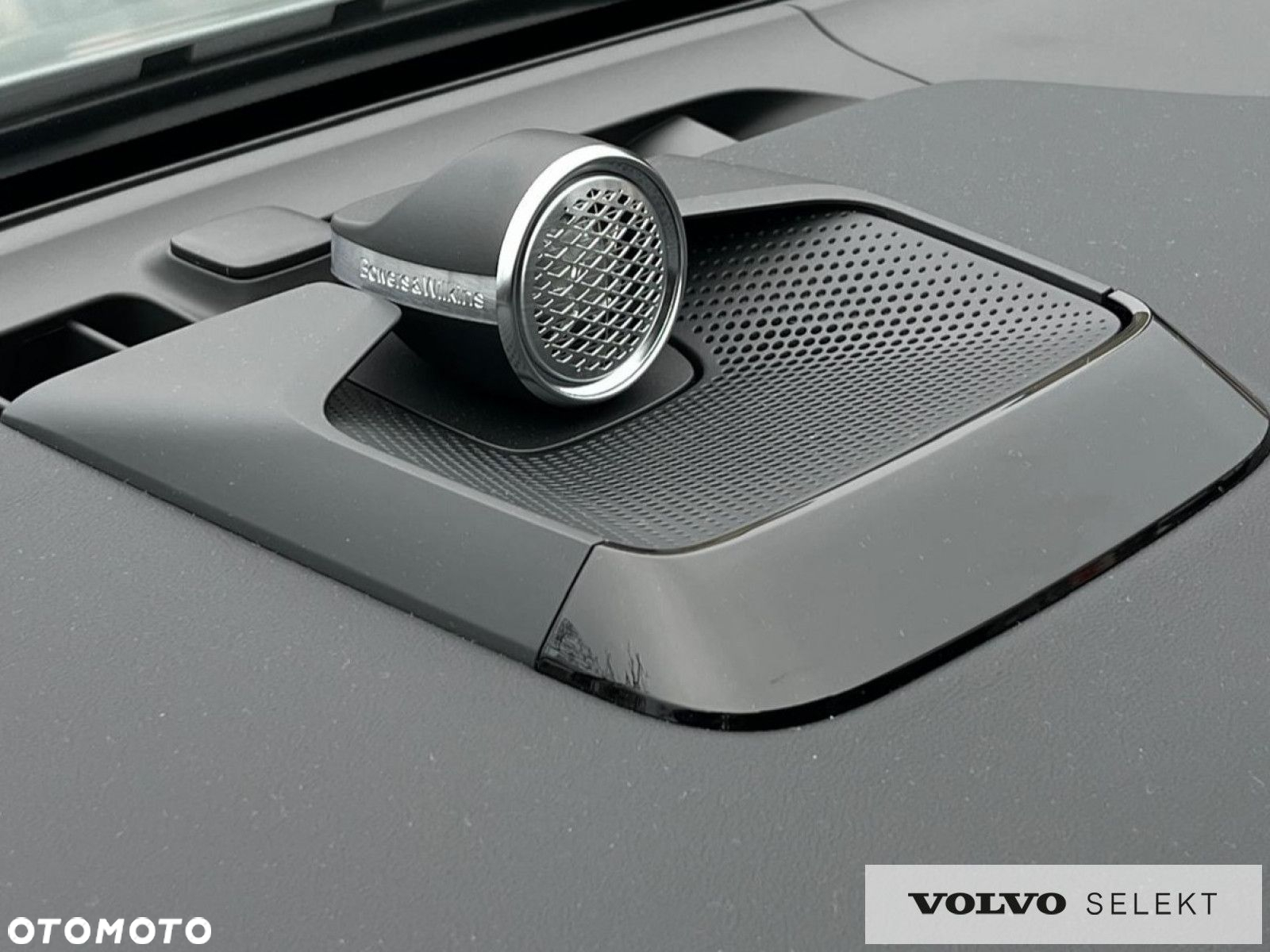 Volvo EX90 - 34