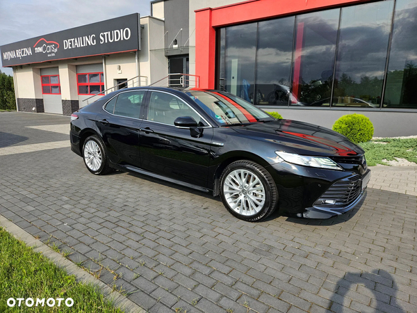 Toyota Camry 2.5 Hybrid Executive CVT