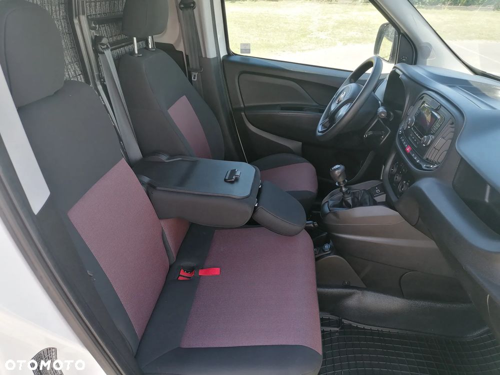 Fiat Doblo - 19