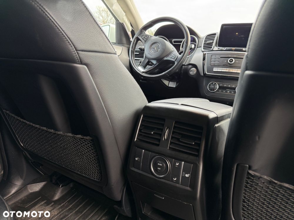 Mercedes-Benz GLE 350 d 4Matic 9G-TRONIC AMG Line - 17