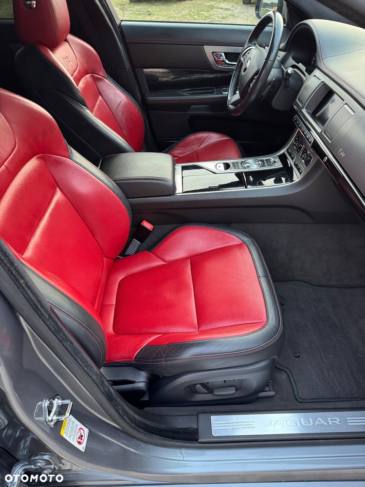 Jaguar XF XFR 5.0 V8 Kompressor - 16