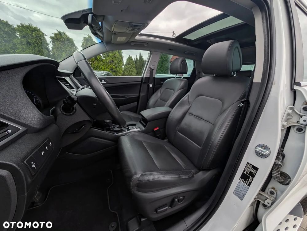 Hyundai Tucson blue 1.7 CRDi 2WD DCT Premium - 18