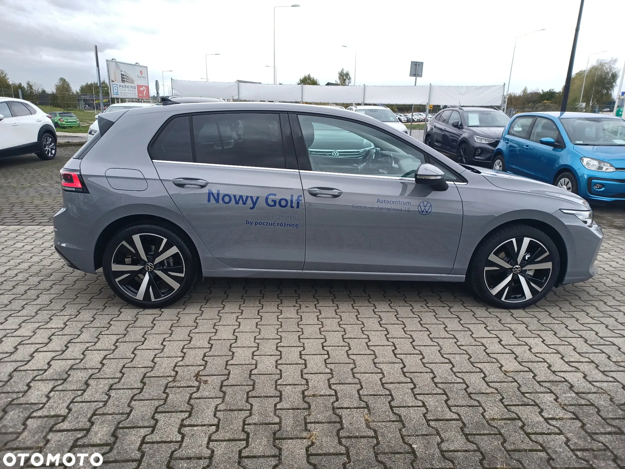 Volkswagen Golf - 8