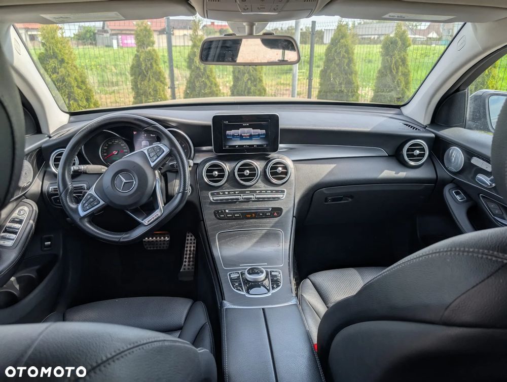 Mercedes-Benz GLC - 15