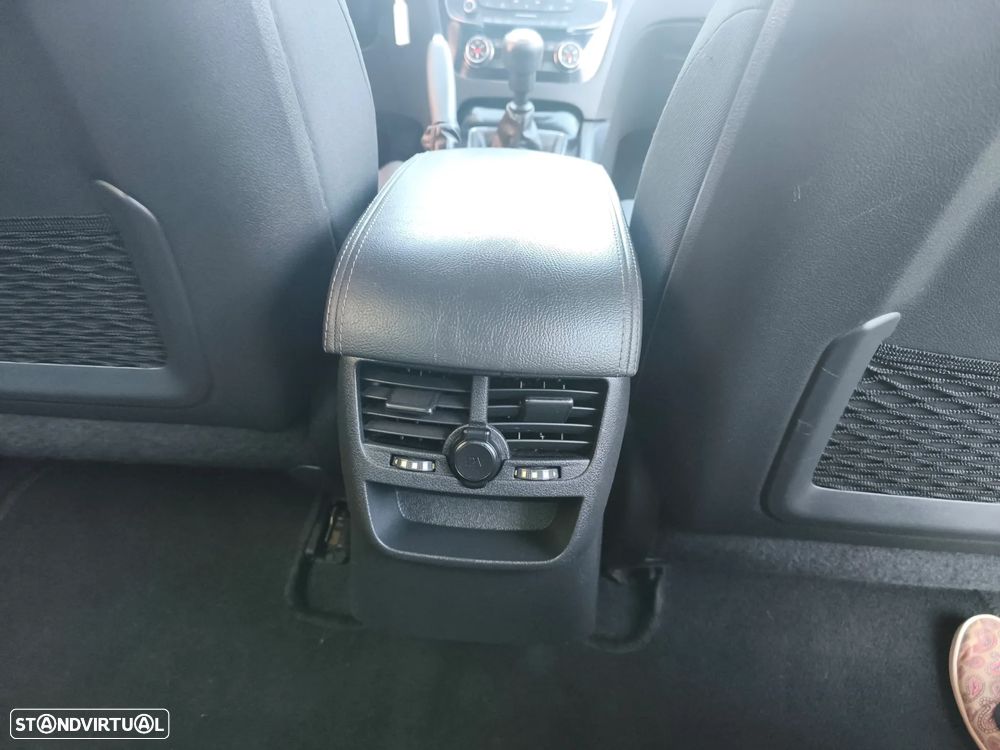 Peugeot 508 SW 2.0 HDi Allure 119g - 21