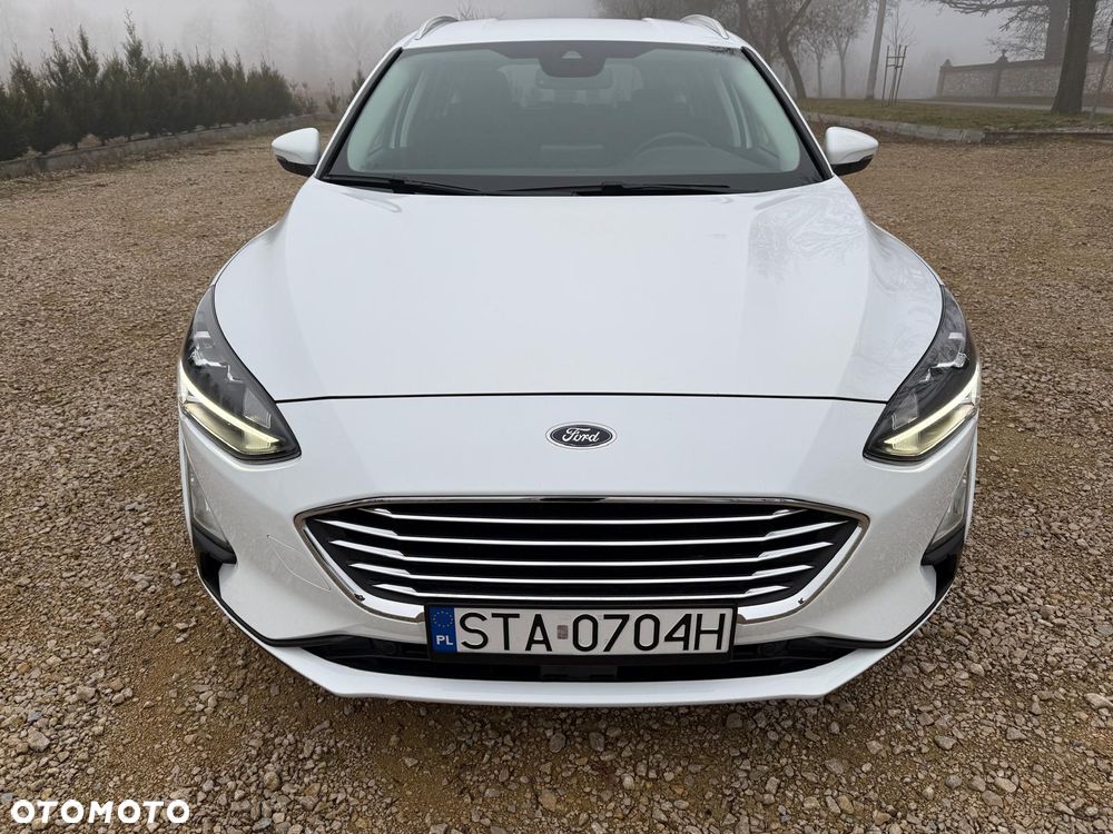 Ford Focus ver-2-0-ecoblue-titanium - 2