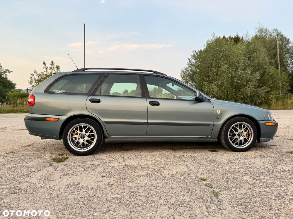 Volvo V40 - 2