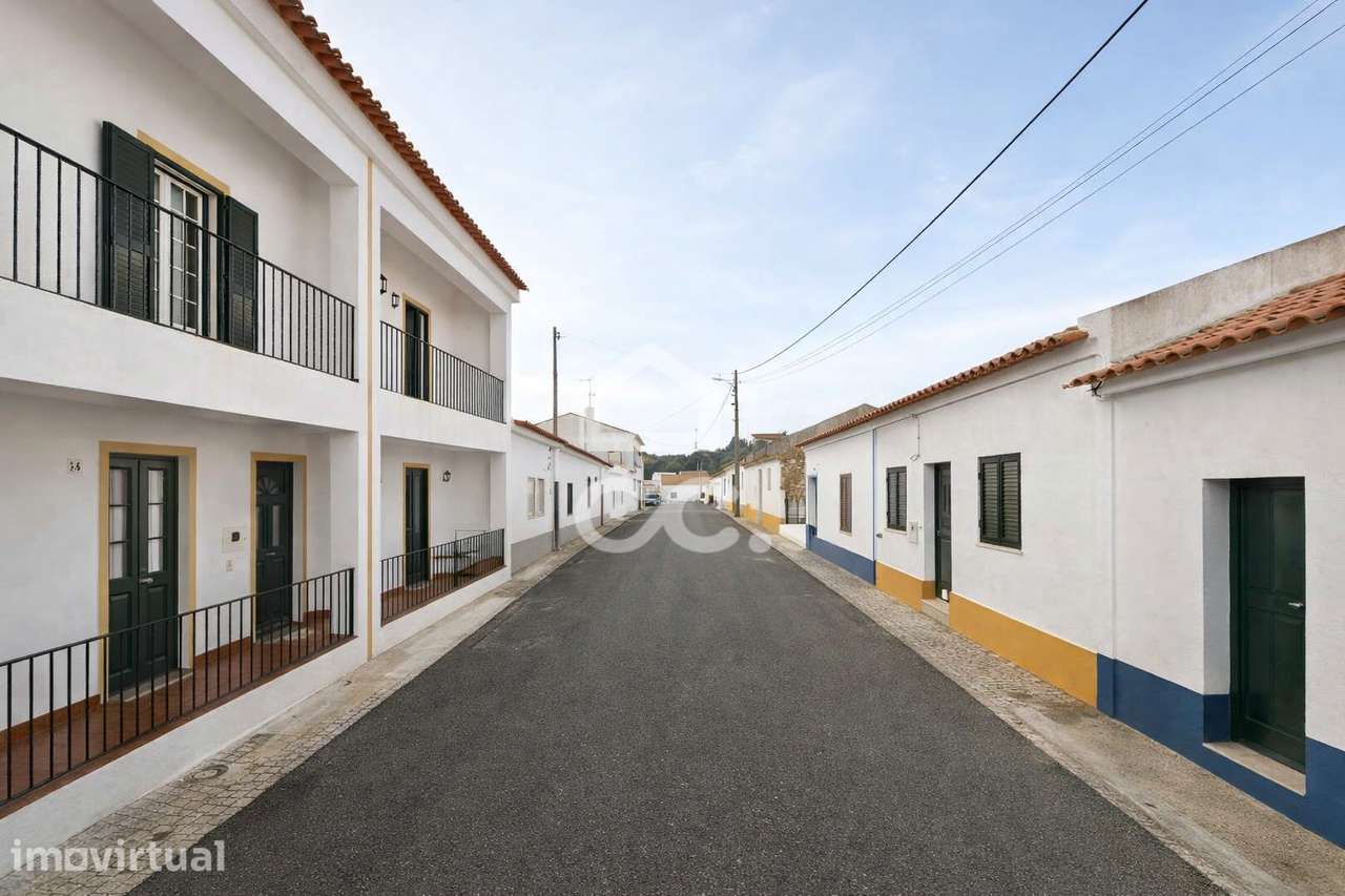 Moradia Unifamiliar T3 c/ Quintal | Viana do Alentejo, Évora - Grande imagem: 5/6
