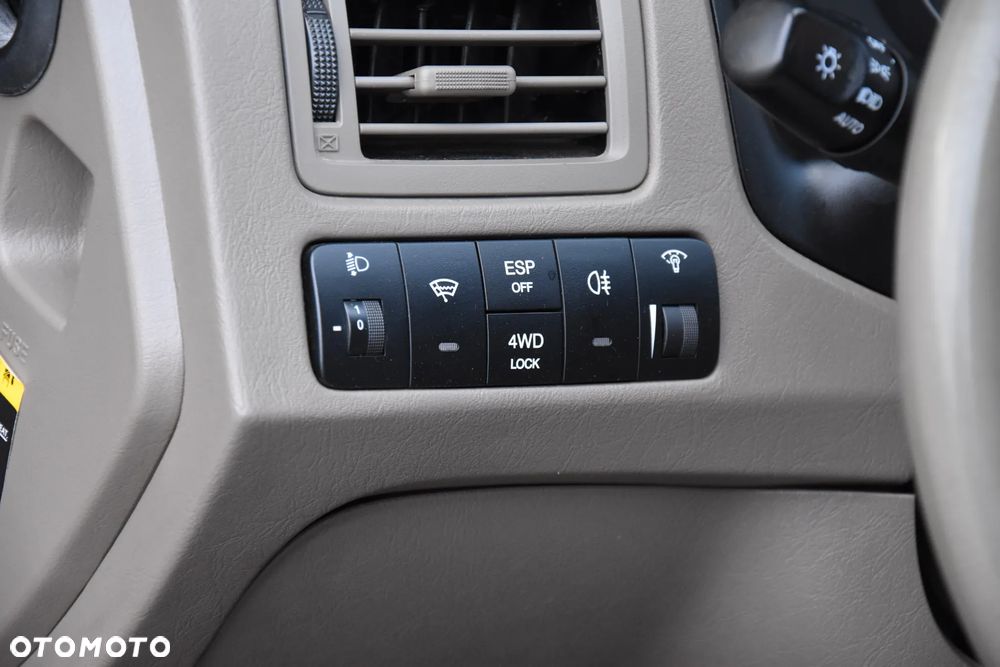 Hyundai Tucson 2.0 4WD GLS - 24