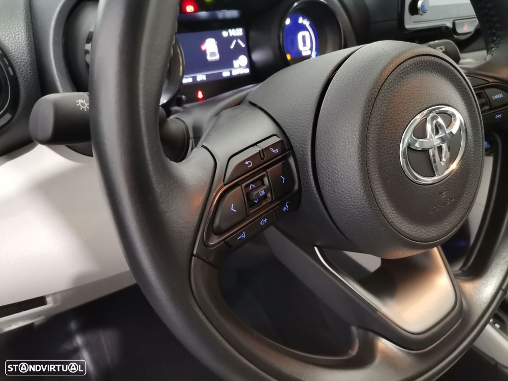 Toyota Yaris 1.5 HDF Luxury - 13