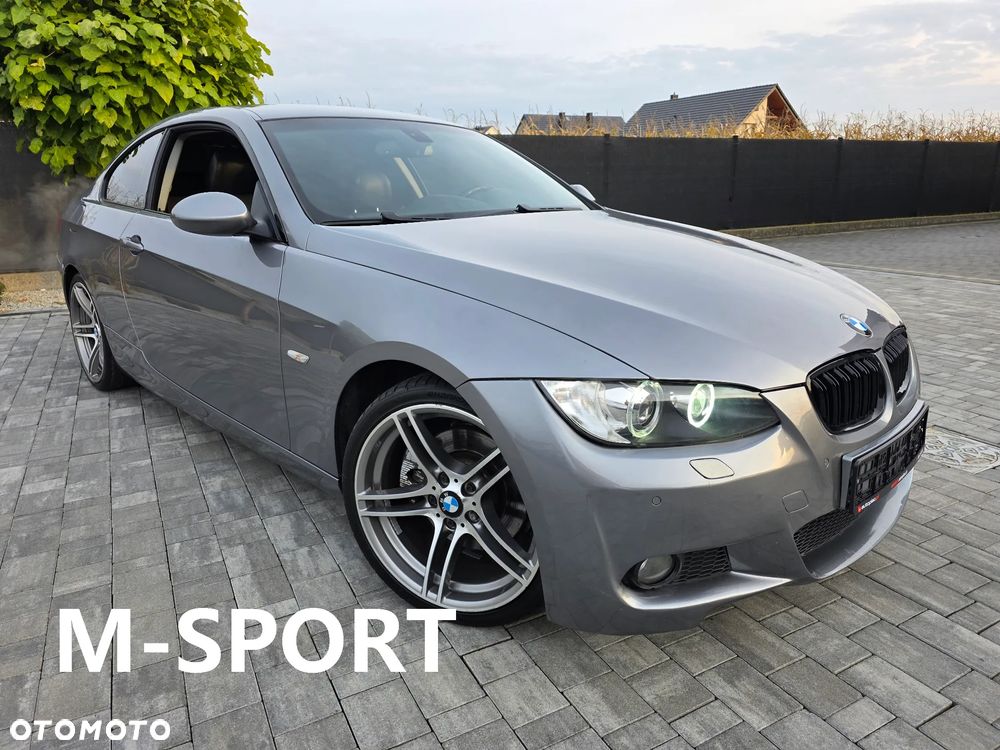 BMW Seria 3 325i - 1