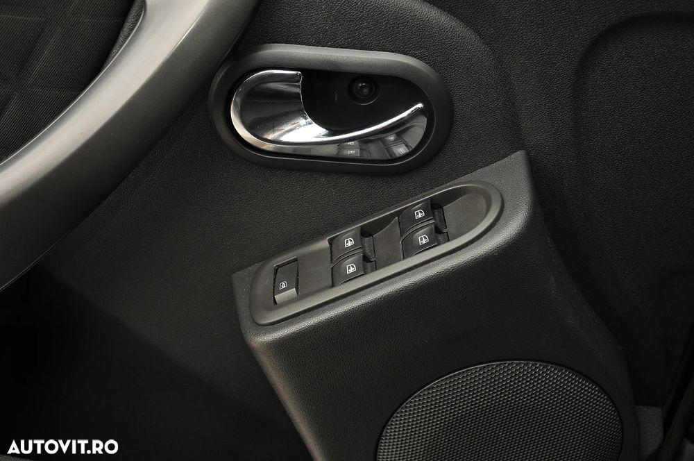 Dacia Duster 1.5 dCi 4x2 Prestige - 14